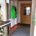 מלון Traublingerhof - Self Check In 3*
