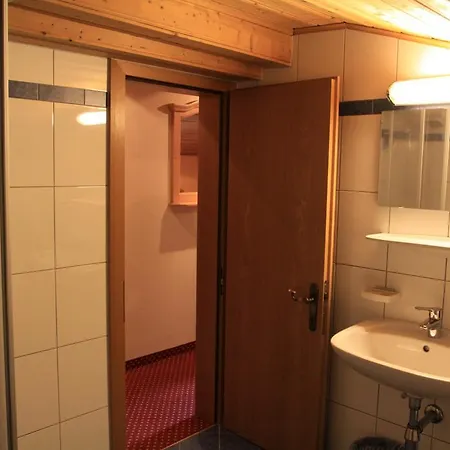 Traublingerhof - Self Check In Otel